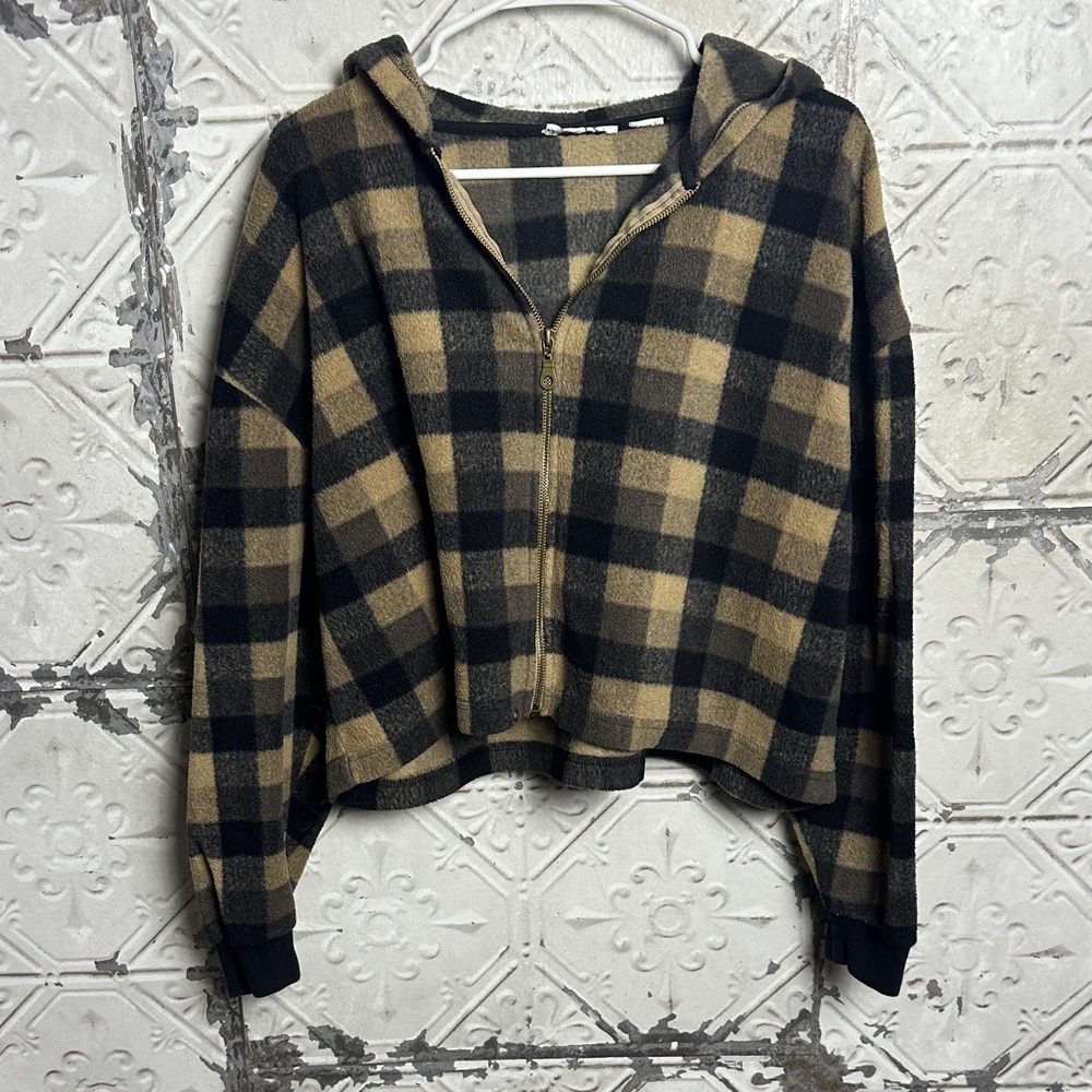 Boxy plaid cropped hoodie